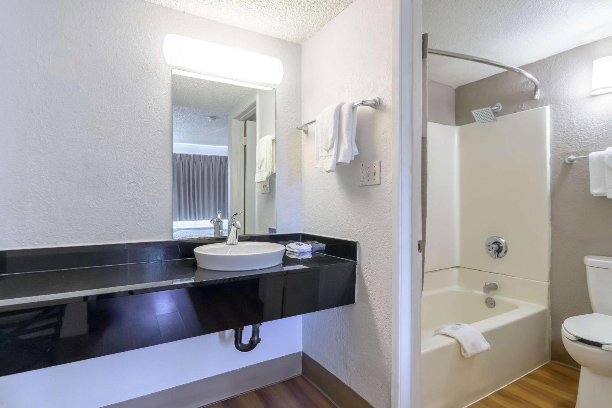 Motel 6 Hayward, Ca- Silicon Valley Gateway Exteriör bild