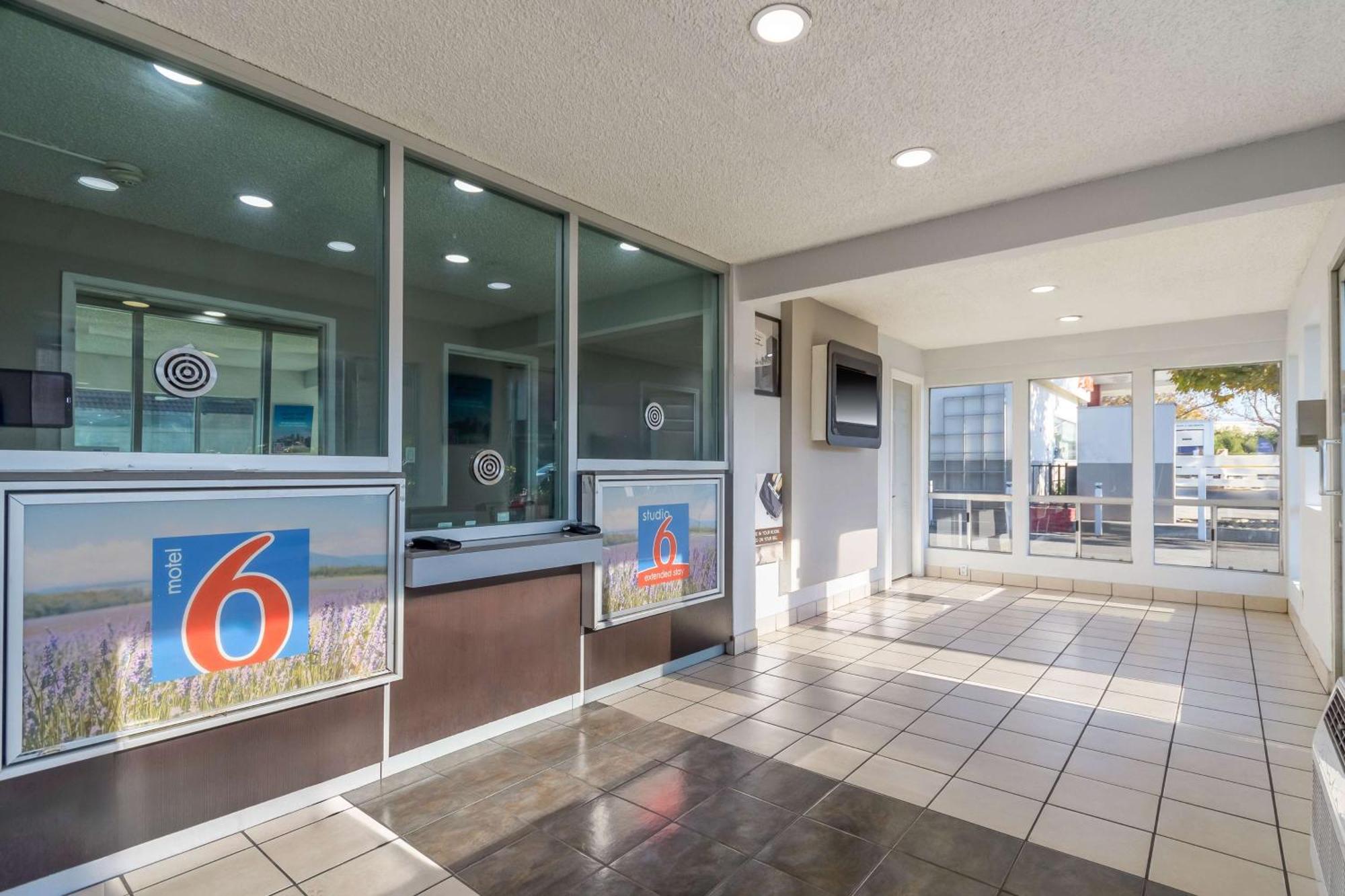 Motel 6 Hayward, Ca- Silicon Valley Gateway Exteriör bild