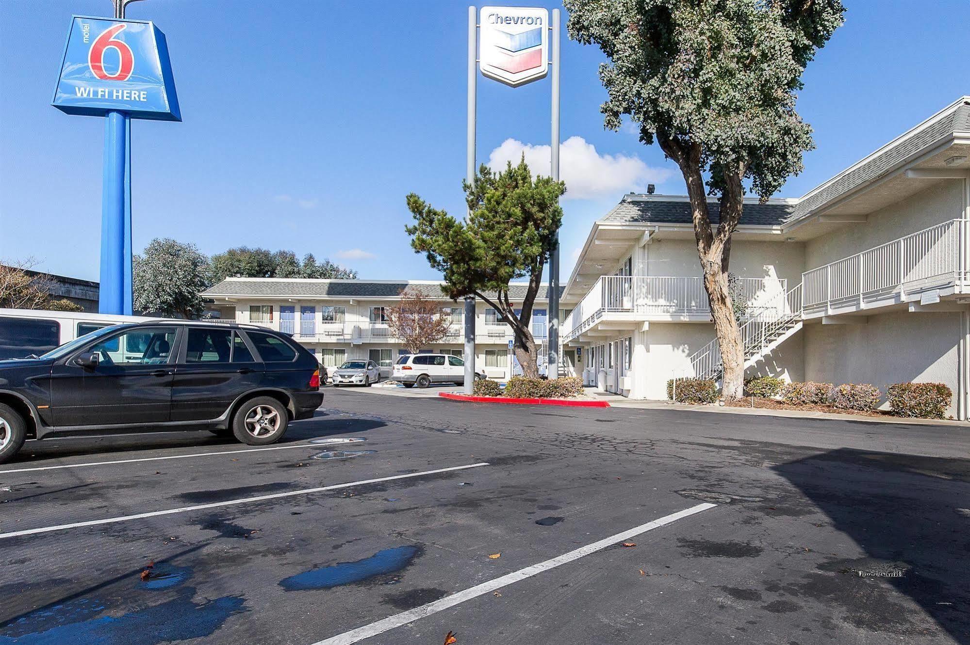 Motel 6 Hayward, Ca- Silicon Valley Gateway Exteriör bild